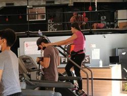 Awas Mata Terkecoh! Lihat Foto Ini dengan Seksama