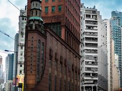 Awas Mata Terkecoh! Lihat Foto Ini dengan Seksama