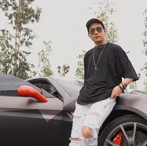 Viral Indra Kenz Crazy Rich Medan Sebut Miskin Itu Privilese, Banjir Hujatan Viral Indra Kenz Crazy Rich Medan Sebut Miskin Itu Privilese, Banjir Hujatan