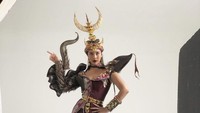 Anya Geraldine mengaku bangga sekali mengenakan kostum tersebut. Foto: Instagram Anya Geraldine - Wong Sim