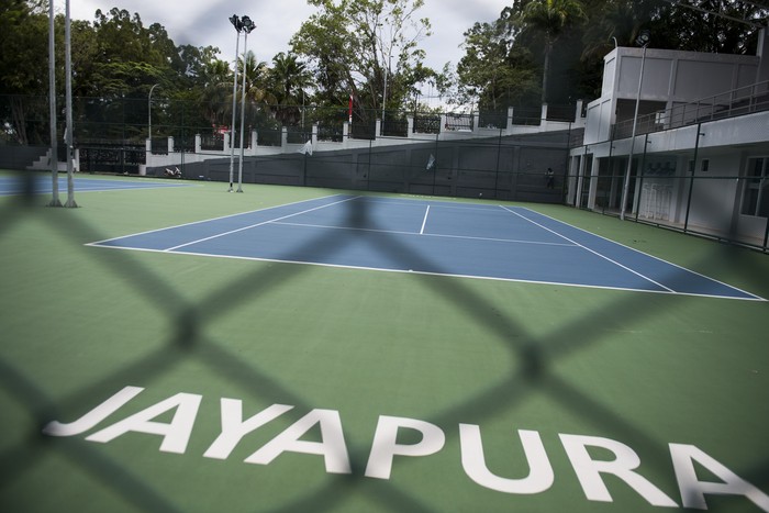 PON XX Papua akan digelar pada 2-15 Oktober 2021 mendatang. Lapangan tenis berstandar internasional ini pun disiapkan untuk jadi venue pertandingan. Ini fotonya