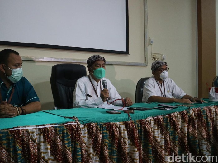 Jumpa pers RSUD Dr Loekmonohadi Kudus terkait info pemotongan dana kesehatan, Senin (23/8/2021).