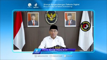 Menko Bidang Pembangunan dan Kebudayaan, Muhadjir Effendy yang hadir dalam kesempatan ini berharap peserta DTS bisa menjadi motor penggerak sekaligus founder medan digitalisasi di berbagai bidang.