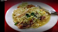 Kawasan Cilandak, Jakarta Selatan juga ada warung bakmi Yogyakarta yang nikmat. Adalah Bakmi Asli Jogja Pak Tris yang menyajikan seporsi mie godog dengan topping ayam kampung yang royal. Tak akan menyesal makan di sini karena harganya cukup terjangkau yaitu Rp 25 ribu. Foto: Google Review/Ahmad Zakaria 