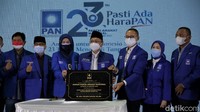 Sejumlah tokoh PAN menghadiri acara perayaan HUT ke-23 PAN di di DPP PAN, Jakarta, Senin (23/3/2021).