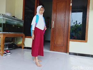 Sekolah Tatap Muka di Ponorogo, Siswa Baru Sadar Seragamnya Kekecilan