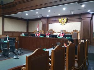 Divonis 12 Tahun Penjara, Juliari Batubara Pikir-pikir untuk Banding