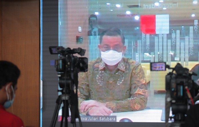 SIDANG VONIS JULIARI BATUBARA Terdakwa mantan Menteri Sosial Juliari Batubara menjalani sidang pembacaan vonis kasus korupsi Bantuan Sosial (Bansos) COVID-19 secara virtual di gedung PN Tipikor Jakarta, Senin (23/8/2021). ANTARA FOTO/Reno Esnir/wsj. *** Local Caption ***