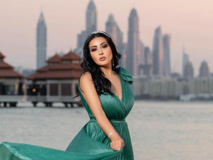 Somaya El-Khashab Somaya El-Khashab meledek Ahmed Saad.