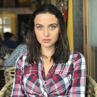 Alexandra Djavi merupakan model dan aktris Rusia kelahiran 30 Januari 1997. Dia pergi ke India untuk memulai karier aktingnya. Setelah membintangi Kanchana 3, popularitas Alexandra meroket. Dia pun cukup aktif di akun media sosialnya. Foto: Instagram