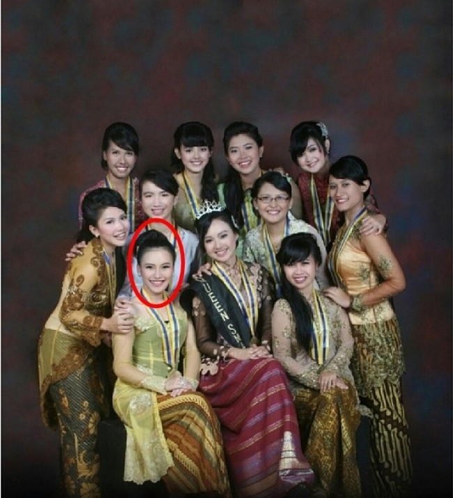 Menurut Ayu saat itu tampaknya hanya dirinya lah yang berprofesi sebagai penyanyi dangdut. Merasa diejek, Ayu pun tak membalasnya, namun dia memilih untuk menangis dan menghubungi ayahnya. Foto: Instagram/@ayutingting92