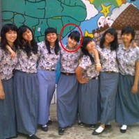 Wajah Ayu Ting Ting sendiri tidak terlihat banyak berubah. Sejak SMA  dirinya memang sudah tampil cantik memukau. Foto: Instagram/@ayutingting92