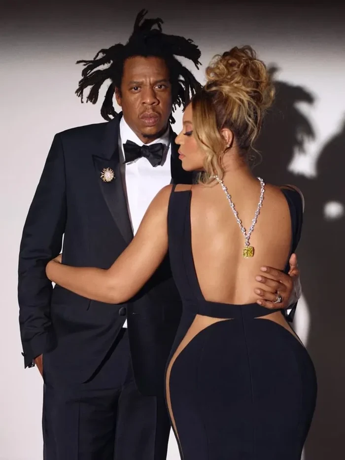 Beyonce dan Jay-Z Jadi Model Tiffany & Co. Beyonce dan Jay-Z Jadi Model Tiffany & Co.