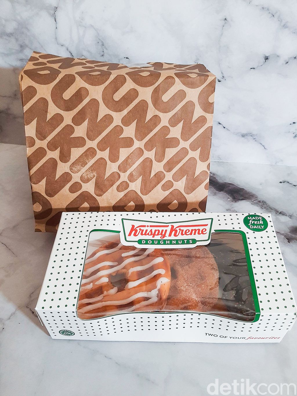 Doffle dari Dua Gerai Donat, Dunkin' Donuts Vs Krispy Kreme