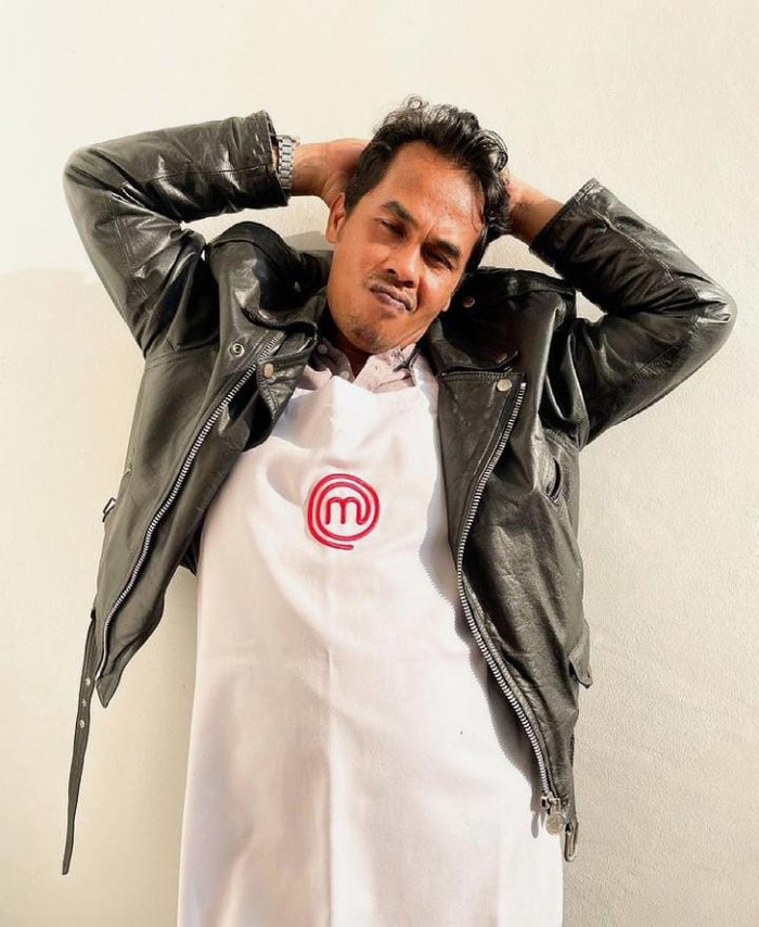 Gaya Ngopi Lord Adi dan Momennya di Galeri MasterChef