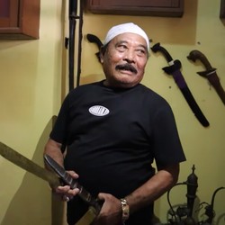 Belajar Investasi dari Bolot: Kontrakan 100 Pintu Lebih-Warisan ke Anak Rampung