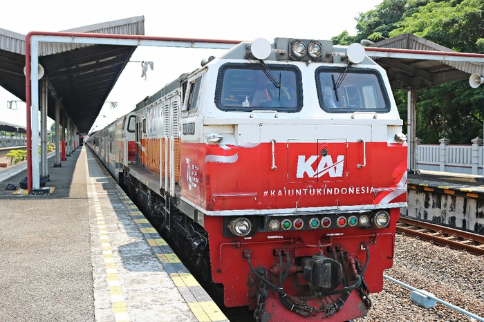 Ilustrasi kereta api