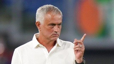 Cara Mourinho Ubah Mentalitas AS Roma