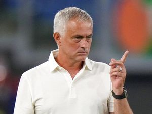 Jose Mourinho Dikabarkan Sepakat Melatih Fenerbahce