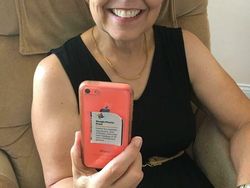 Momen Gaptek Orang Tua Bikin Senyum hingga Ngakak