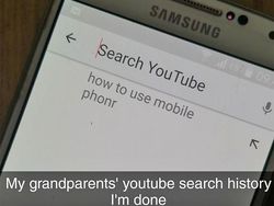 Momen Gaptek Orang Tua Bikin Senyum hingga Ngakak