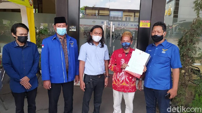 partai demokrat lamongan melaporkan asn ke polisi