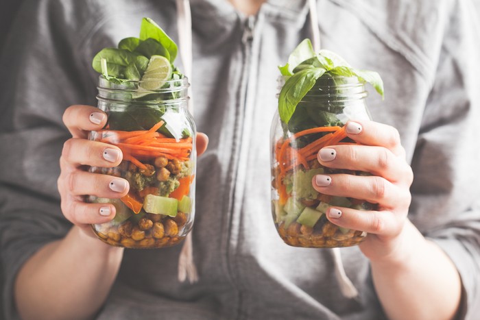 Pola Makan Vegan Ternyata Pengaruhi Kesehatan Usus dan Tekstur Feses