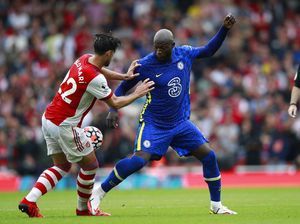 Lukaku Bikin Bek Arsenal Kelihatan seperti Anak Kecil