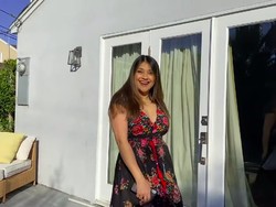 7 Potret Rumah Sarah Azhari di Los Angeles, Modern dan Elegan