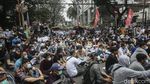 Tuntut Kejelasan Nasib, WN Afghanistan Demo di Kantor UNHCR