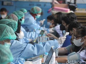 Jelang Sekolah Tatap Muka, Vaksinasi Siswa DKI Capai 92,5%