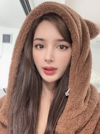 Vida, wanita asal Afghanistan yang jadi model Korea Vida, wanita asal Afghanistan yang jadi model Korea