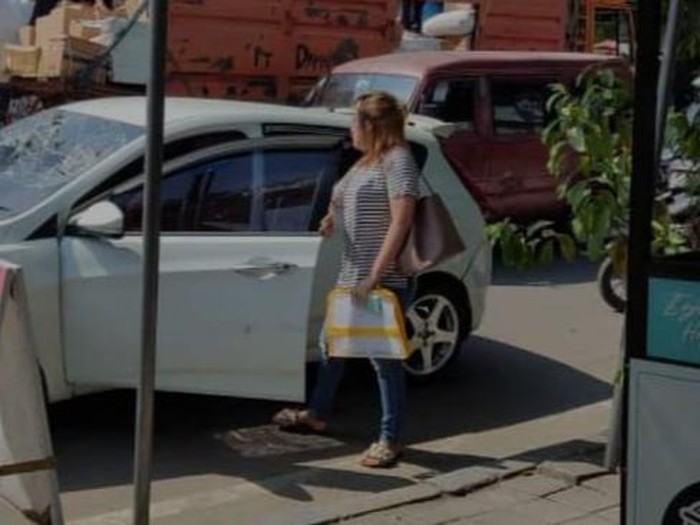 viral asn pecah kaca mobil