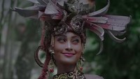 Lagu daerah yang pertama dinyanyikan Novia adalah Paris Berantai dari Kalimantan Selatan. (Youtube/Wonderland Indonesia)