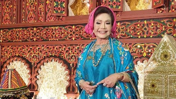 situs pro jepang slot Elly Kasim Sang 'Ratu Lagu Minang': Perjalanan Karier, dan Lirik Lagu Populer