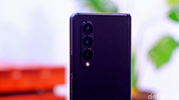 Galaxy Z Fold 3