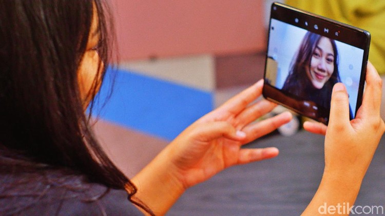 Galaxy Z Fold 3