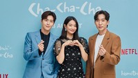 Hometown Cha-Cha-Cha akan tayang setiap Sabtu dan Minggu mulai 28 Agustus 2021 di Netflix. (Foto: dok. Netflix) 