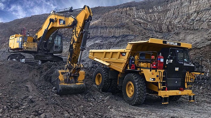Ini Lho Truk Tambang Anyar Milik Trakindo PT Trakindo Utama (Trakindo) merilis sebuah kendaraan baru untuk pertambangan. Begini penampakan truk tambang Cat 777E versi 2021.