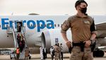 Kabur dari Taliban, Ratusan Warga Afghanistan Tiba di Spanyol