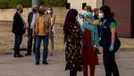 Kabur dari Taliban, Ratusan Warga Afghanistan Tiba di Spanyol