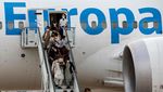 Kabur dari Taliban, Ratusan Warga Afghanistan Tiba di Spanyol