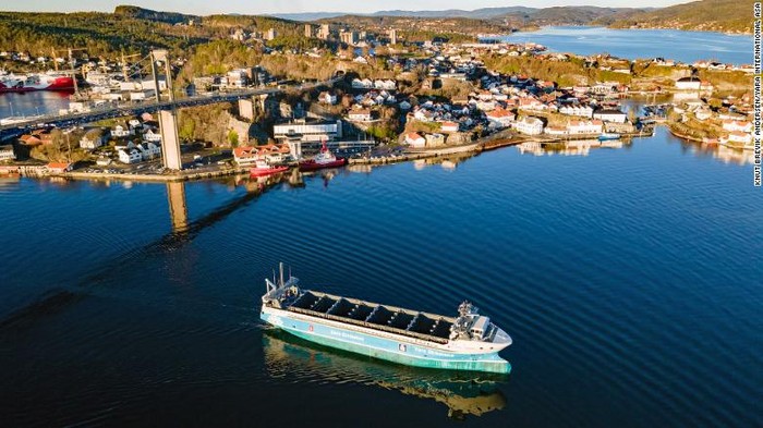 Kapal listrik otonom Yara Birkeland