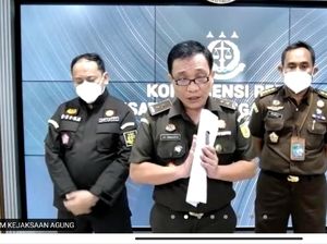 Divonis Penjara Seumur Hidup, Benny Tjokro-Heru Hidayat Dieksekusi ke Lapas