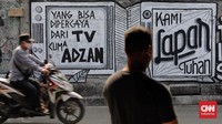 Mural kritik sosial dan politik mewarnai sejumlah titik di Jakarta, Rabu, 25 Agustus 2021. Mural tersebut merupakan wujud ekspresi dari sejumlah seniman serta sebagai media penyampaian kritik sosial dan politik kepada pemerintah di tengah pandemi. CNN Indonesia/ Adhi Wicaksono