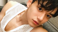 Orang yang mengaku mantan pacar Lucas tersebut juga menyebut dirinya adalah fans. Tak main-main dia menuding Lucas sebagai pria murahan. (Foto: dok. Instagram @lucas_xx444)  
