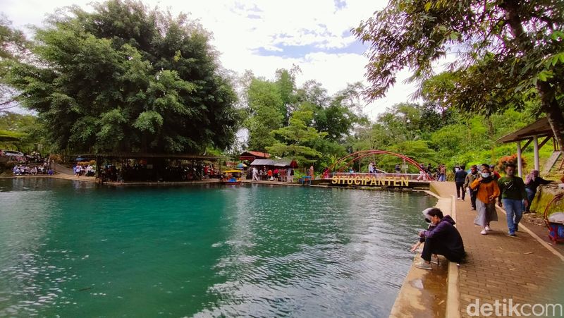 Objek Wisata Situ Cipanten Majalengka