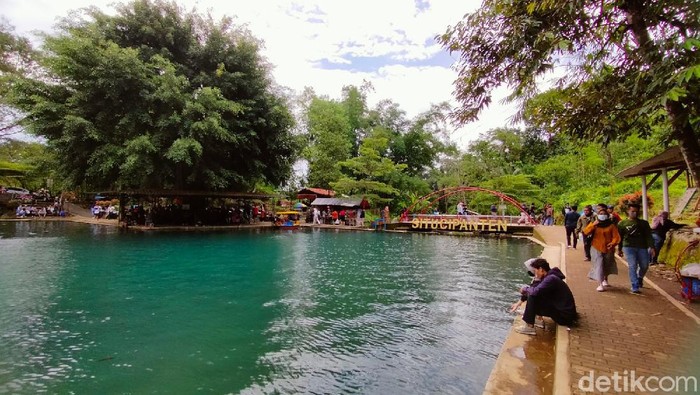 Objek Wisata Situ Cipanten Majalengka