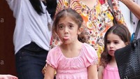Valentina Paloma Pinault yang masih berusia 10 tahun. Ia merupakan putri dari artis Hollywood, Salma Hayek. (Brightside/Instagram @valentina.pinault) Valentina Paloma Pinault yang masih berusia 10 tahun. Ia merupakan putri dari artis Hollywood, Salma Hayek. (Brightside/Instagram @valentina.pinault)