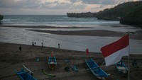 Pemerintah Kabupaten Gunungkidul memperpanjang penutupan seluruh destinasi wisata sesuai dengan Instruksi Mendagri (Inmendagri) Nomor 27 Tahun 2021 tentang Pemberlakuan Pembatasan Kegiatan Masyarakat (PPKM) Level 4 hingga 30 Agustus 2021. ANTARA FOTO/Hendra Nurdiyansyah
